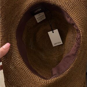 Aritzia Chestnut Woven Sun Hat